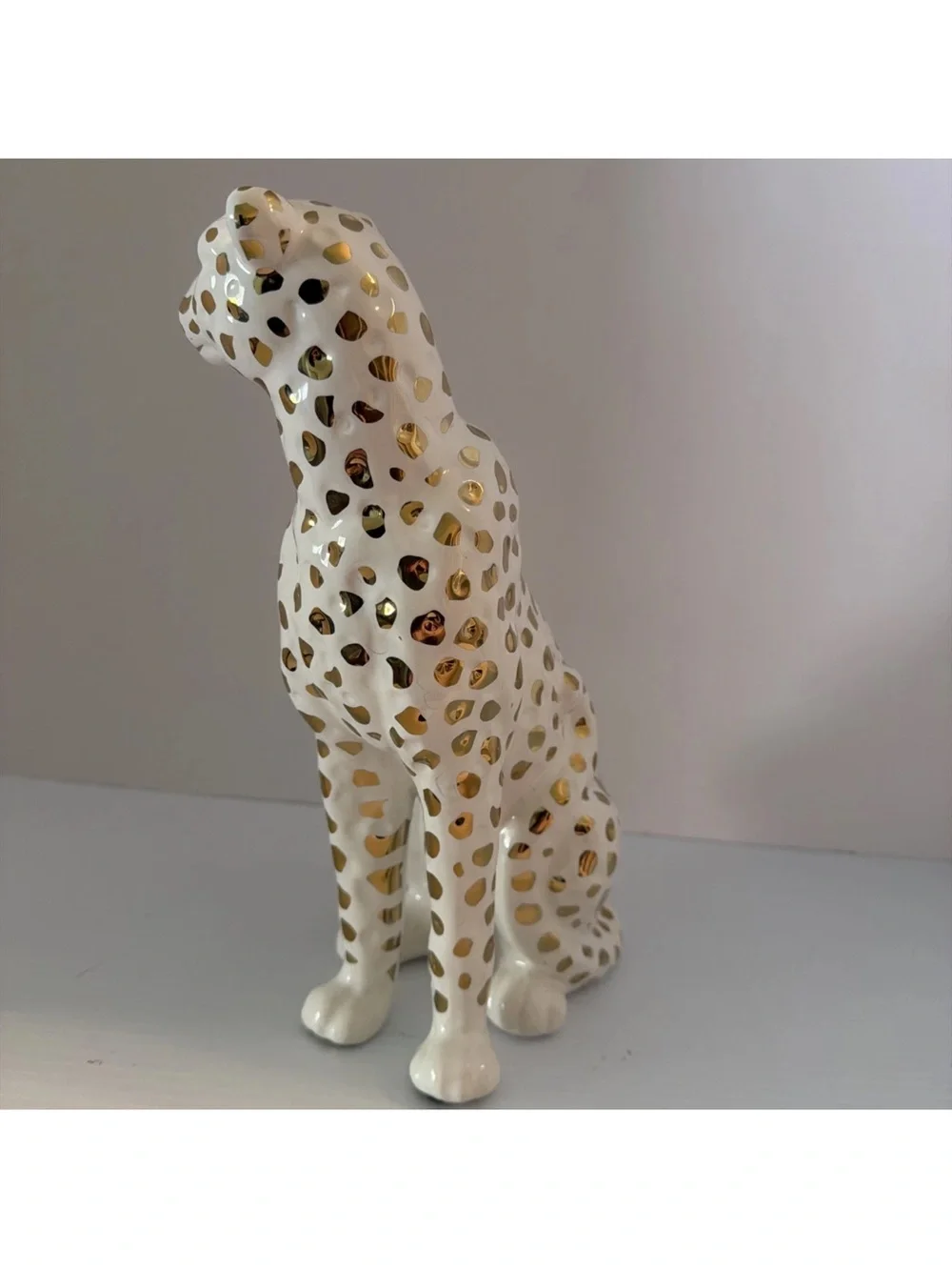 Cheetah Statue Home Decor Leopard Sculpture Sitting Cheetah White & Gold New